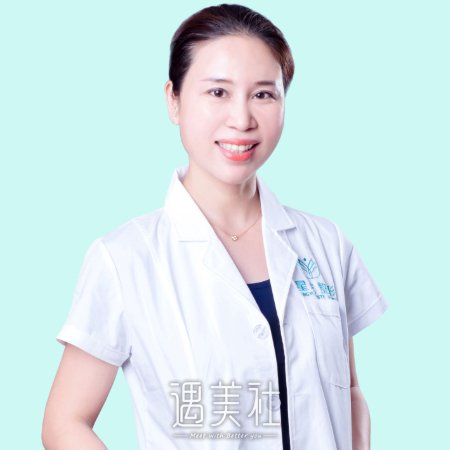 王慧君 width=
