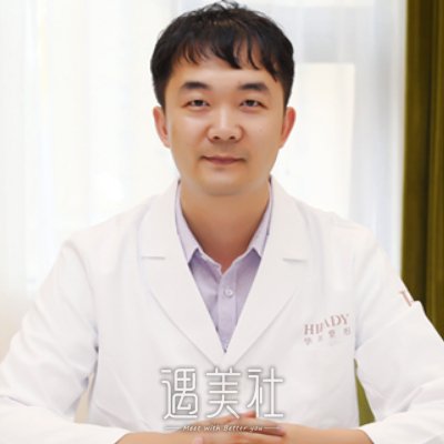 杨瑞国 width=