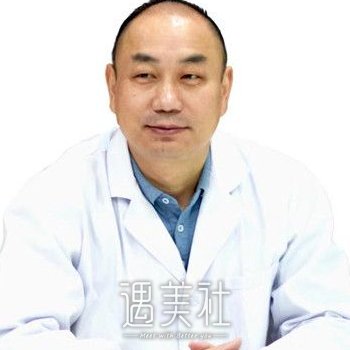 董新波 width=
