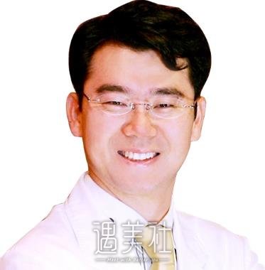 朴钟洙 width=