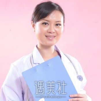 罗颖佳 width=