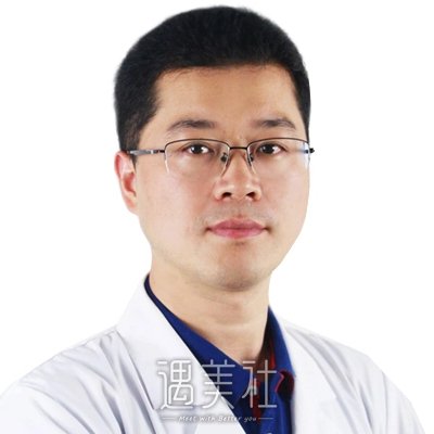察鹏飞 width=