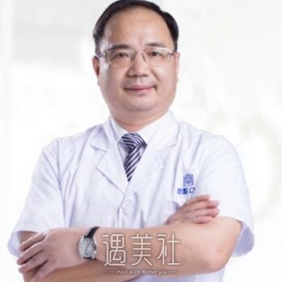 刘文彤 width=