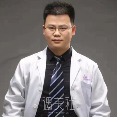 周文亮 width=