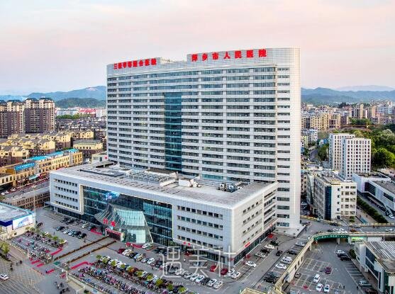萍乡市人民医院口腔科种植牙贵吗？2022价格表及案例分享 width=