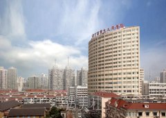 上海九院玻尿酸隆鼻挂什么科？多少钱？人气医生介绍 width=
