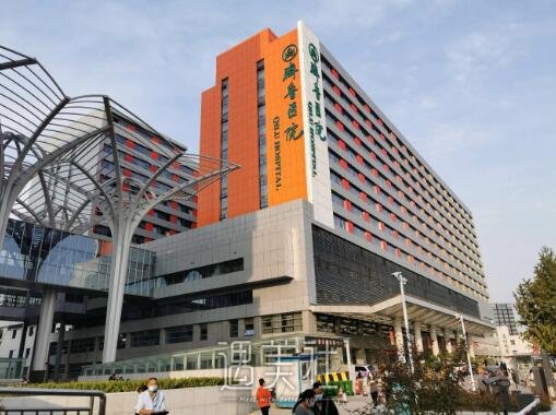 山东大学齐鲁医院抽脂多少钱？官方收费标准及案例曝光 width=