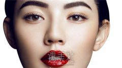 隆胸专家为你解读隆胸的那些事！隆胸手术过程分享 width=