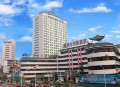 襄阳第一人民医院做去眼袋手术怎么样？案例点评+价目表 width=