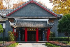 如何在成都市找到性价比高的脱毛服务？费用明细与口碑评价分享！ width=