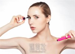 贵港后巩膜加固收费总览，角膜塑形镜辅助治疗费用详解 width=