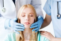 深圳自体脂肪隆胸医美医院有哪些呢？附价格表及医院地址 width=