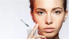 枣庄地区晶体置换手术价格表概览：探索晶体植入与半飞秒手术 width=